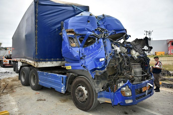 TOSYA’DA TRAFİK KAZASI: 1 YARALI İRANLI SÜRÜCÜ YARALANDI