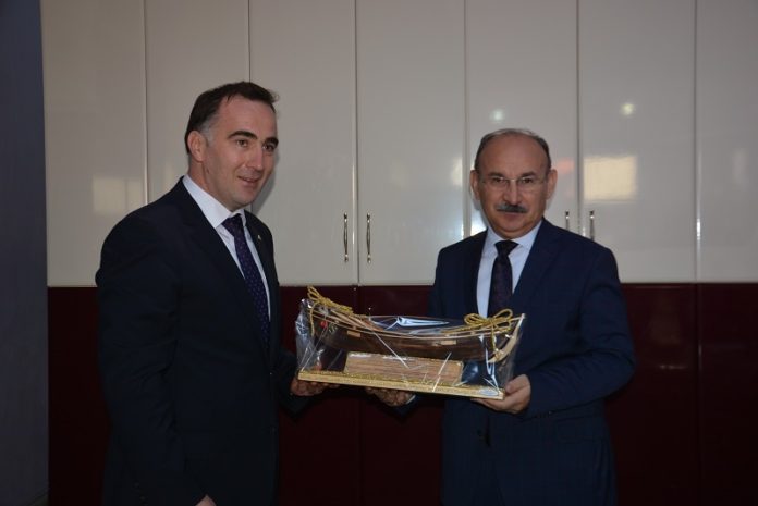 Vali Karadeniz'den İnebolu TSO'ya ziyaret