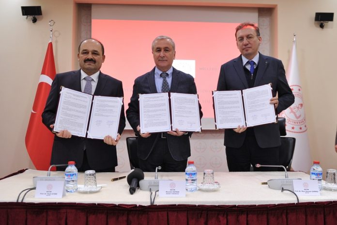 MEB'den yabancı uyruklu öğrenciler için üniversitelerle iş birliği