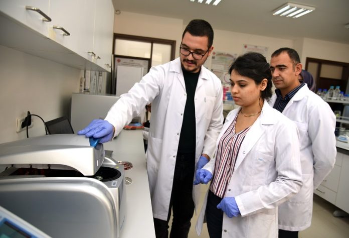 (ÖZEL) KASTAMONU ÜNİVERSİTESİ, İTHAL EDİLEN PEYNİRİ YAPTIĞI ÇALIŞMAYLA MİLLİLEŞTİRECEK KASTAMONU ÜNİVERSİTESİ'NDE YERLİ VE MİLLİ BEYAZ PEYNİR İÇİN ÇALIŞMALAR BAŞLADI