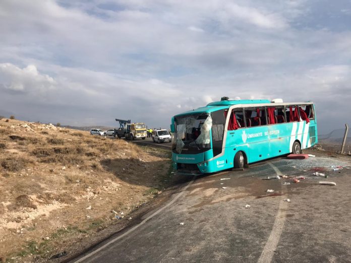 Çankırı'da otobüs devrildi