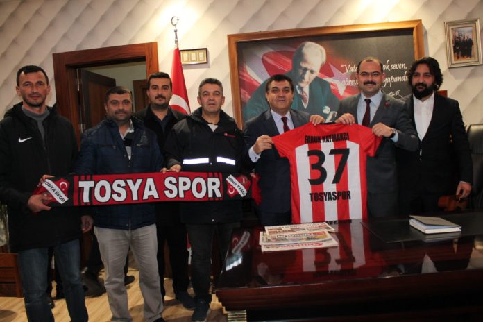 DIŞİŞLERİ BAKAN YARDIMCISI KAYMAKÇI'DAN KAYMAKAMLIK VE BELEDİYEYE ZİYARET