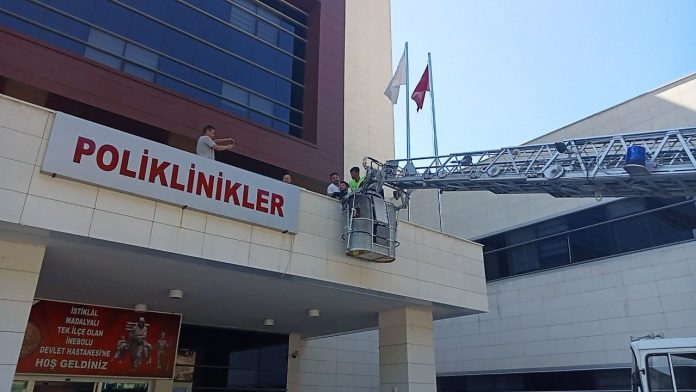 HASTANEDE GERÇEĞİ ARATMAYAN DEPREM TATBİKATI