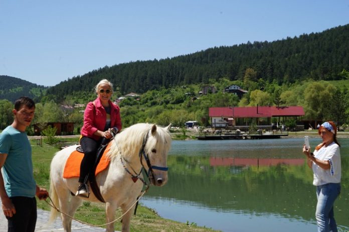 DOĞA TURİZMİNİN KALBİ BU İLÇEDE ATACAK DOĞAL GÜZELLİĞİ İLE MEST EDEN SUĞLA YAYLASI, DOĞASEVERLERİN UĞRAK NOKTASI OLACAK