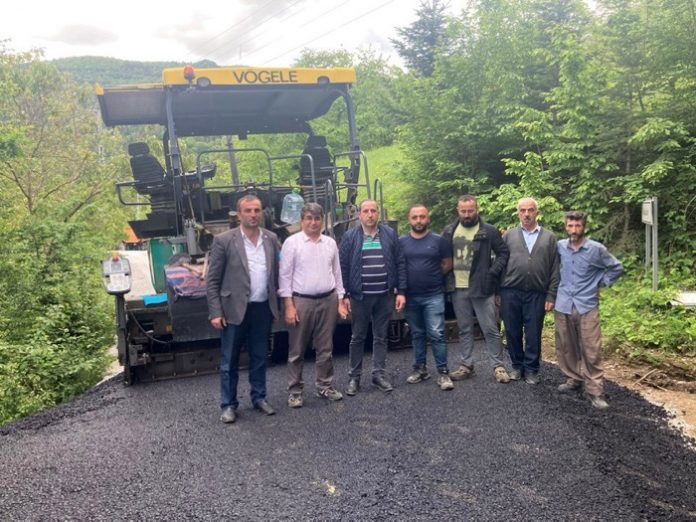SEL FELAKETİNİN YAŞANDIĞI İNEBOLU'DA SICAK ASFALT ÇALIŞMALARI BAŞLADI