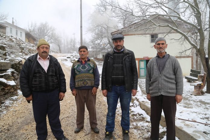 Kastamonu'da evleri yanan aileye ulaşılamaması