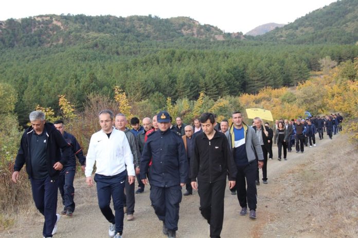 Tosya'da doğa yürüyüşü düzenlendi