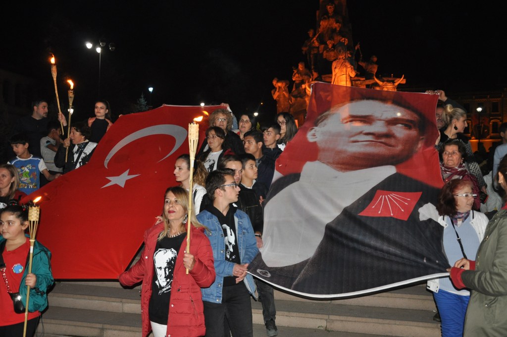 CHP’den fener alaylı Cumhuriyet yürüyüşü