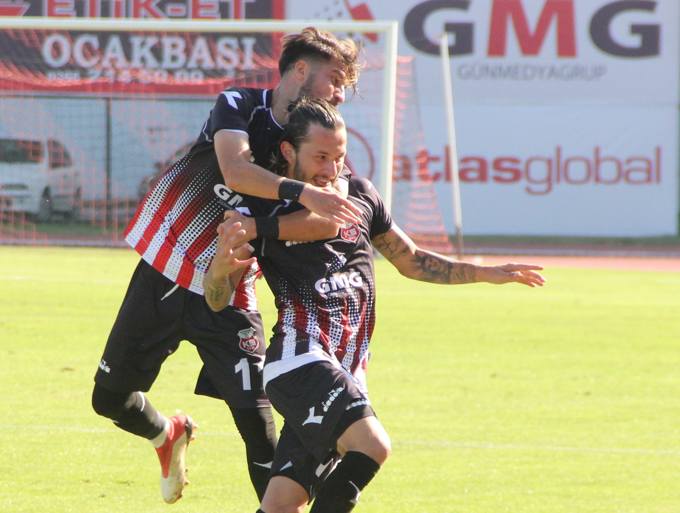 Seriyi dörtledik, farkı indirdik, potaya iliştik