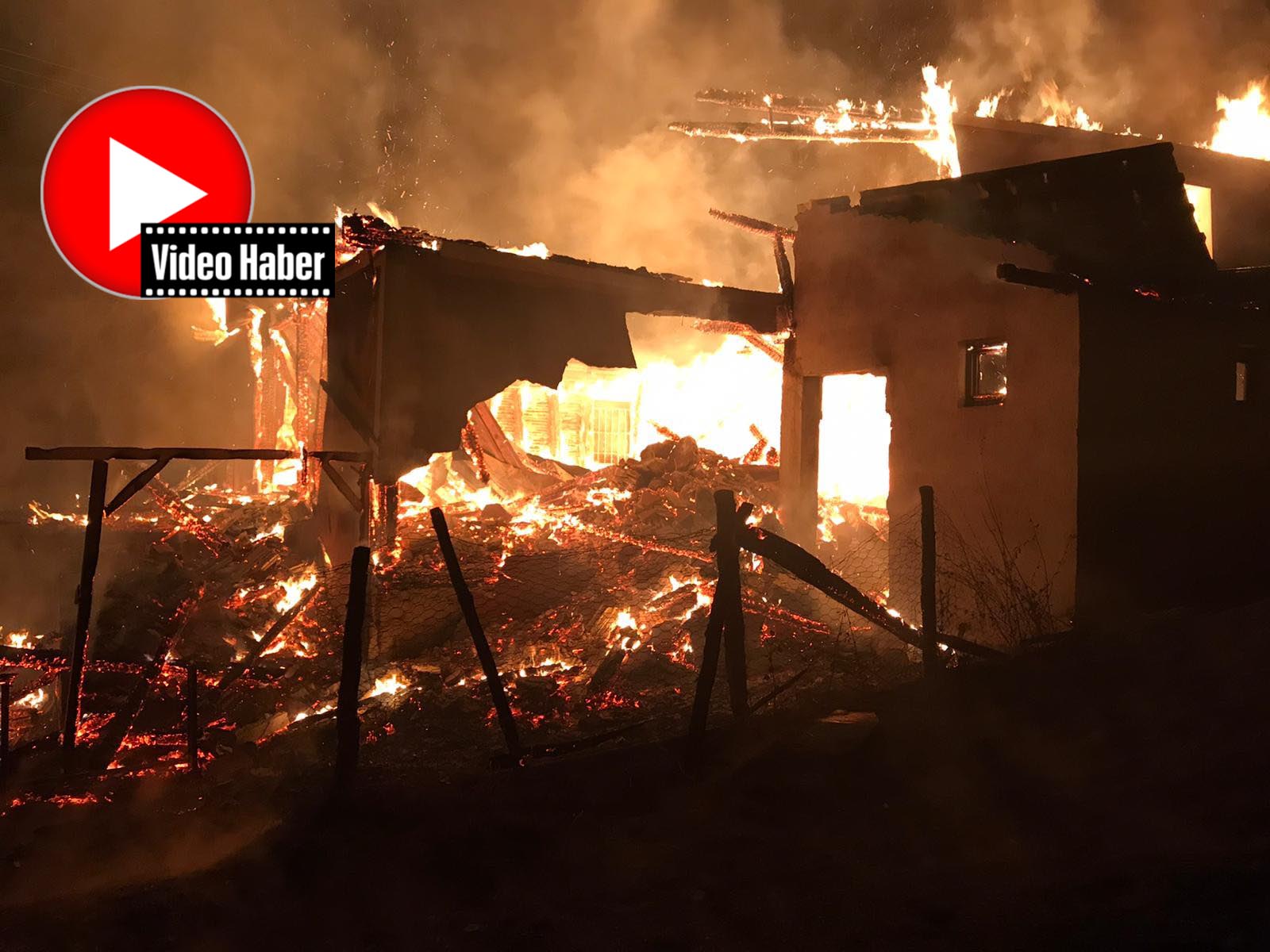 Civciler  köyünde  cami yangını