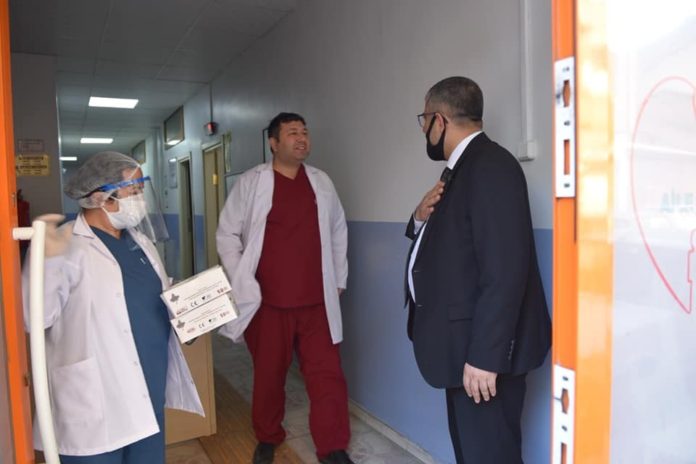 TAŞKÖPRÜ BELEDİYESİ, KURUMLARA 6 BİN ADET MASKE HEDİYE ETTİ