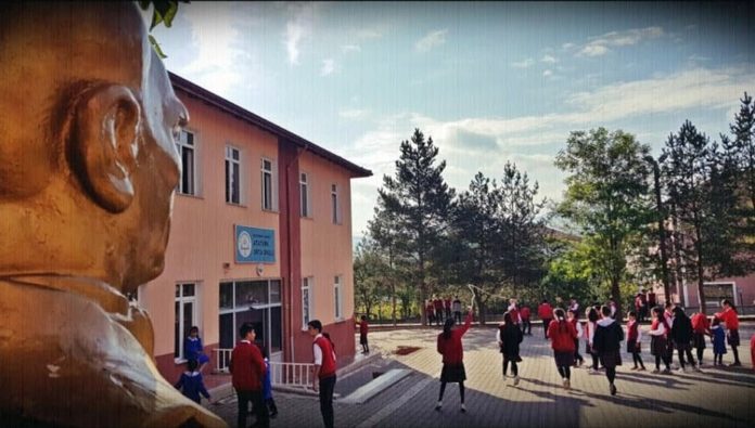 DADAY ATATÜRK ORTAOKULU, KASTAMONU'YU 11 ÜLKEDE TANITACAK KASTAMONU'NUN TARİHİ VE KÜLTÜREL GÜZELLİKLERİ 11 ÜLKEDE TANITILACAK