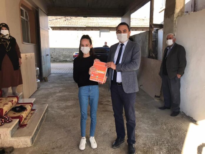Taşköprü'de 475 öğrenciye eğitim materyali dağıtılmaya başlandı
