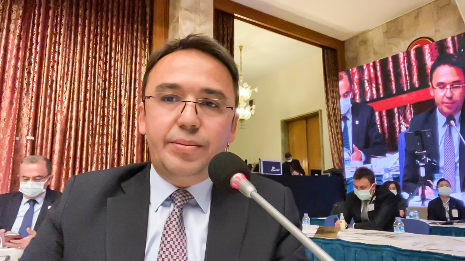 “Üretene omuz veren iktidara ihtiyaç var”
