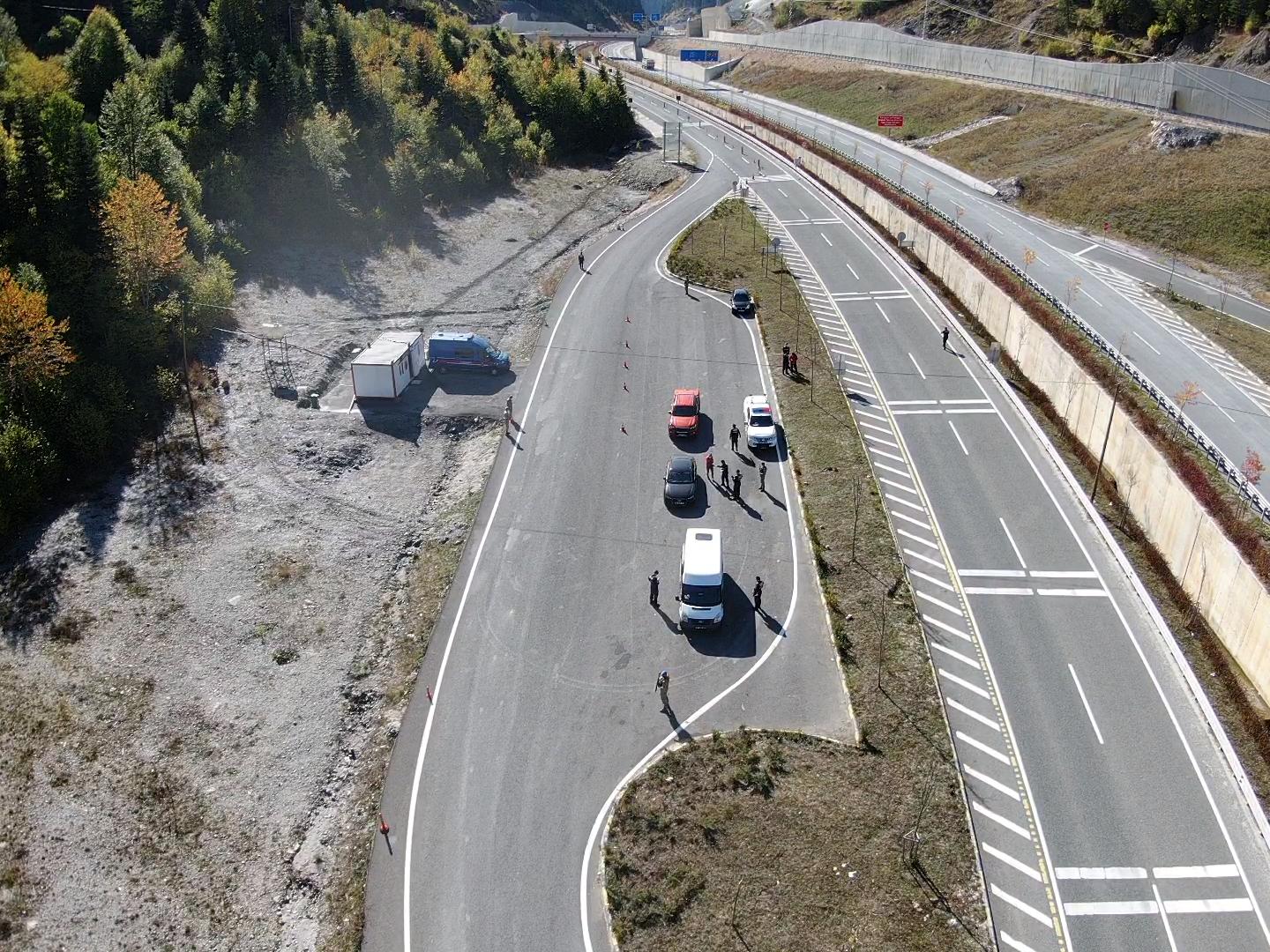 Jandarma’dan drone destekli  trafik denetimi