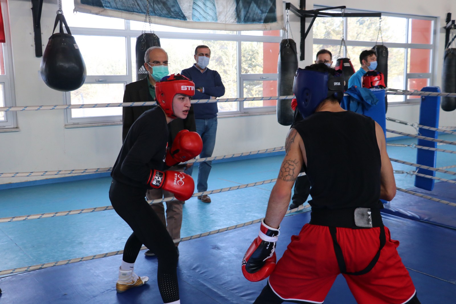 Spor Genel Müdür Yardımcısı Kocakaya’dan milli boksörlere ziyaret