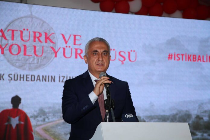 Kastamonu Valisi Avni Çakır