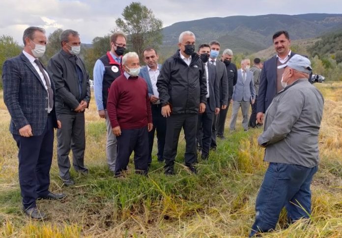 KASTAMONU'DA SELDE ZARAR GÖREN KÖPRÜLERDE ÇALIŞMALAR DEVAM EDİYOR