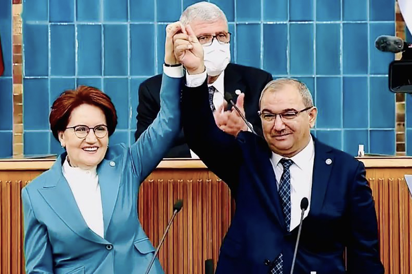 Siyasette sürpriz gelişme; Ahmet Katar İYİ Parti’de