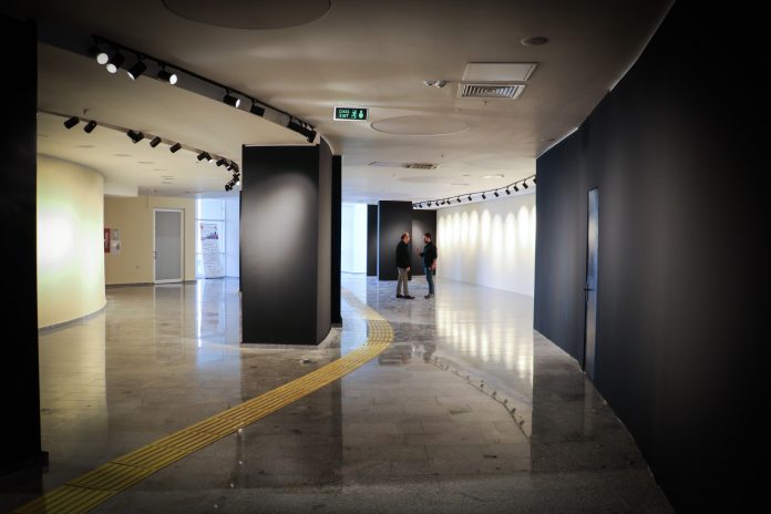 Kastamonu Üniversitesinde yapılan sanat galerisi açılışa hazırlanıyor