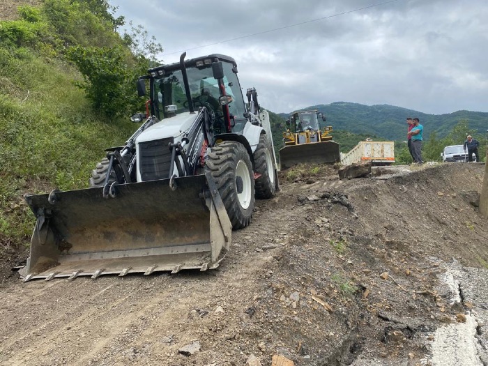 Özel İdare dişiyle tırnağıyla