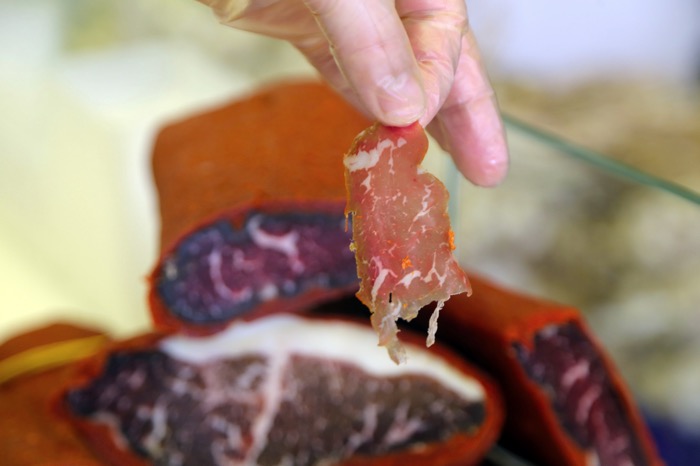 Pastırma yarışına AA teşviği:)