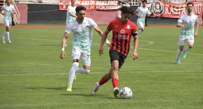 Sezonu galibiyetle noktaladık