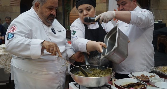 Ünlü şefler Kastamonu’nun yöresel ürünleri ile yemekler yaptı