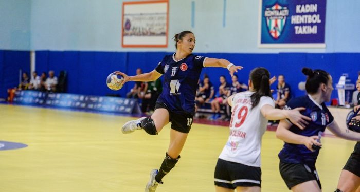 Belediyespor son maça bıraktı
