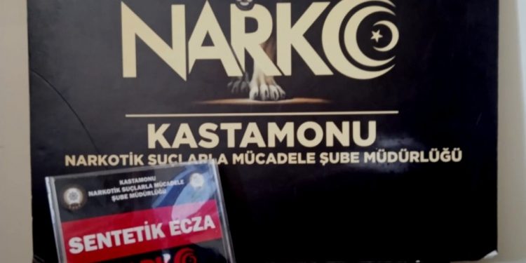 Reçeteye tabi hapları sattığı iddia edilen zanlı tutuklandı