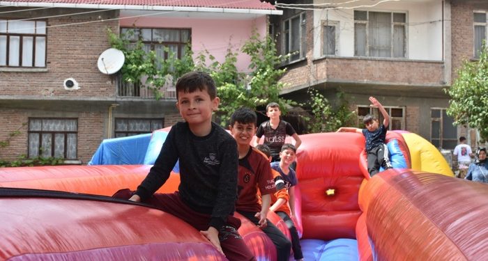 Tosya’da mahalleler şenlikle buluşuyor