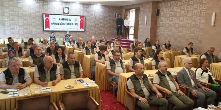 Orman Müdürlüğü ekiplerine “iklim değişikliği ve orman yangını” eğitimi