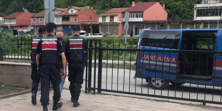 Jandarma’dan operasyon: 26 gözaltı