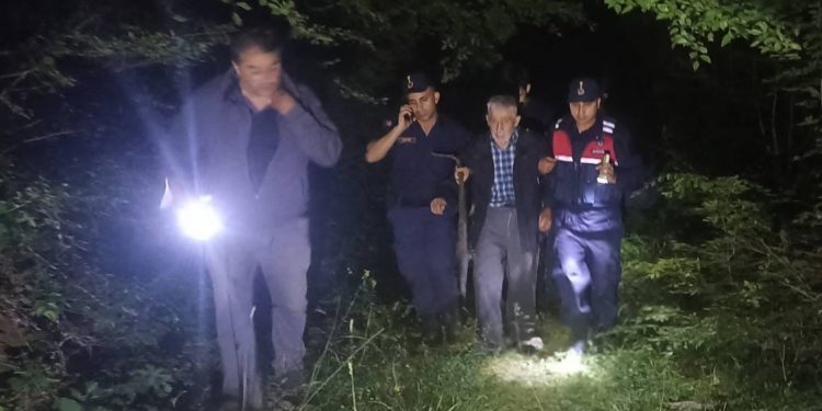 Kaybolan alzaymır hastasını jandarma buldu