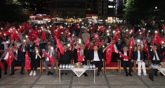 Cumhuriyet Meydanı’nda 15 Temmuz Demokrasi ve Milli Birlik Günü etkinliği