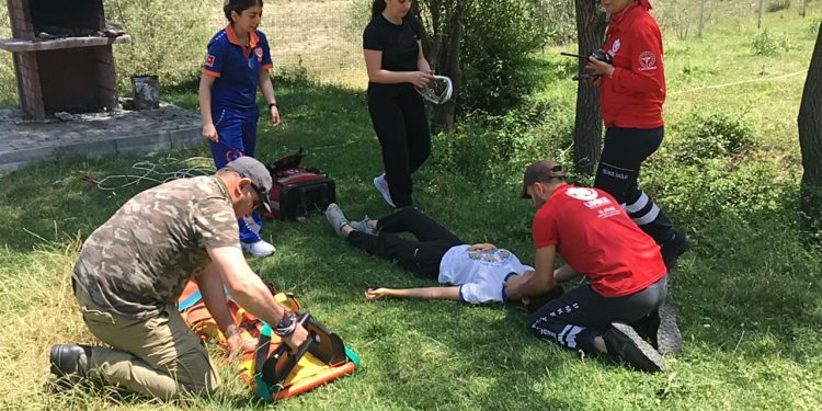 UMKE, gönüllülerle eğitim tatbikatı yapıyor