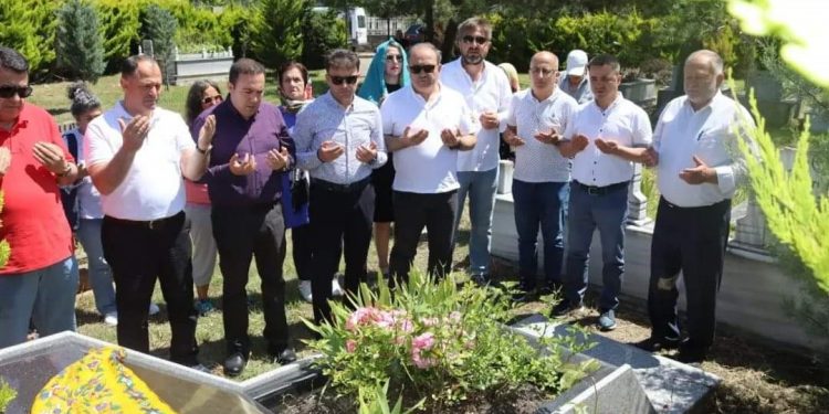 Rahime Kaptan kabri başında anıldı