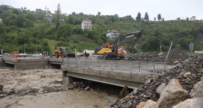 “Yeniden yapılsın” talebi