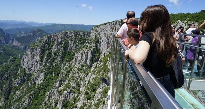 Kuşbakışı kanyon keyfi
