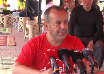 Özcan’dan CHP’li 15 il başkanının görevden alınacağı iddiası