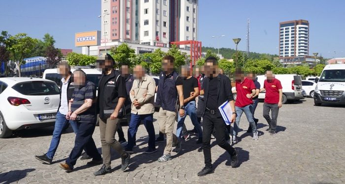 Milyonluk vurgun yaparak ortadan kaybolan şüpheliler, metruk binada saklanırken yakalandı