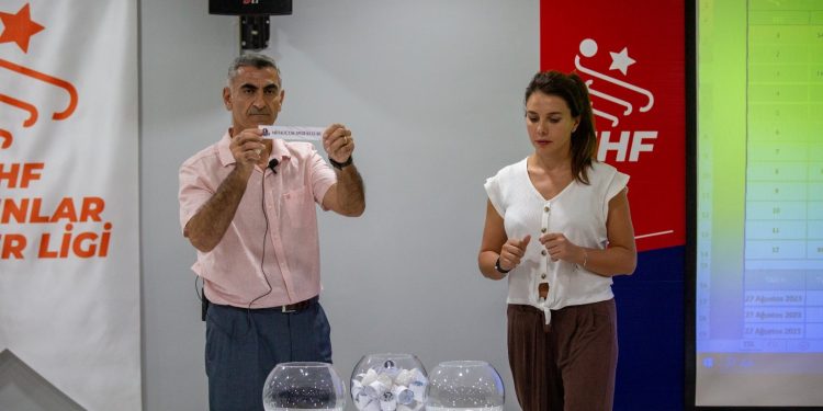 Hentbol Kadın ve Erkekler Süper Liglerinde fikstür çekild