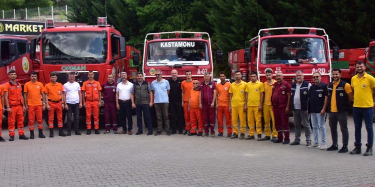 Kastamonu’dan Antalya’ya arazöz takviyesi