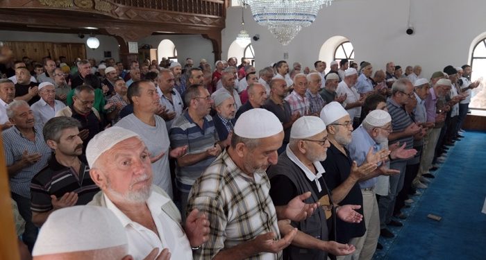 Sel felaketinde hayatını kaybedenler anıldı