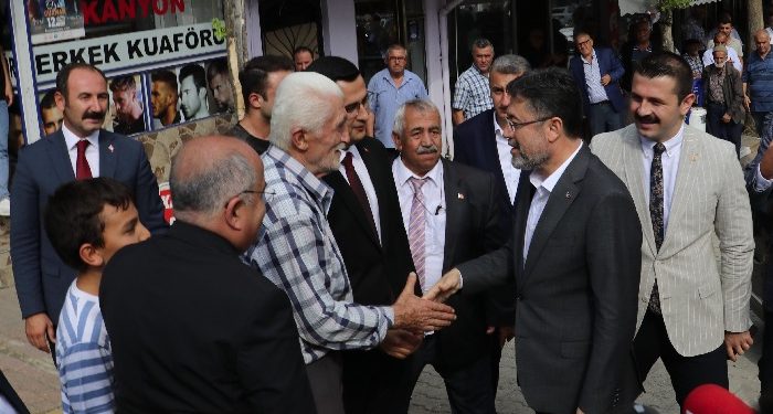 Tarım ve Orman Bakanı Yumaklı, Pınarbaşı ilçesinde ziyaretlerde bulundu