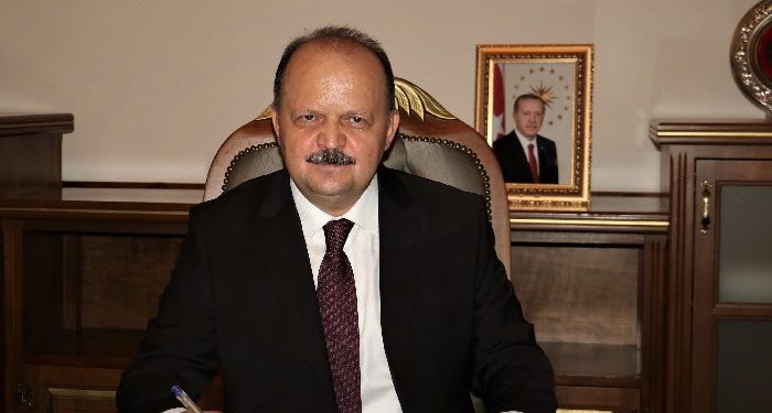 Vali Meftun Dallı görevine başladı