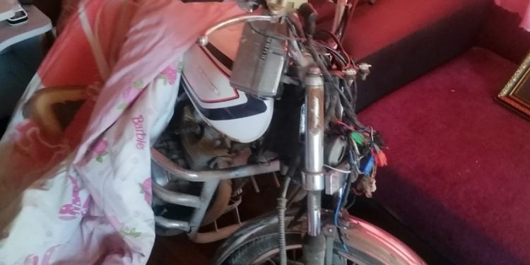 Motosiklet hırsızlığı iddiasıyla 2 çocuk yakalandı