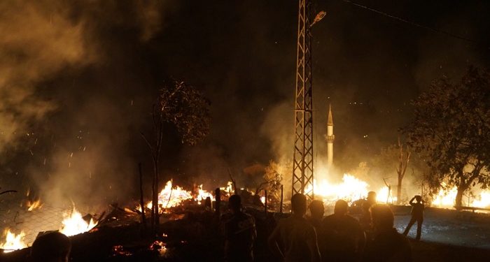 7 evi saran yangın kontrol altına alındı