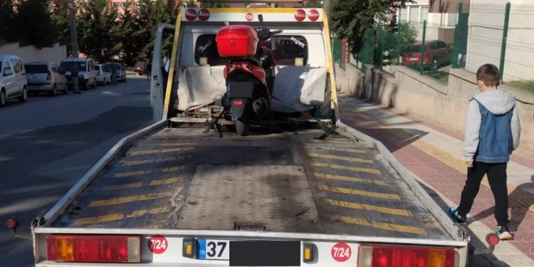 Kasksız motosiklet kullanıcılarına sıkı denetim