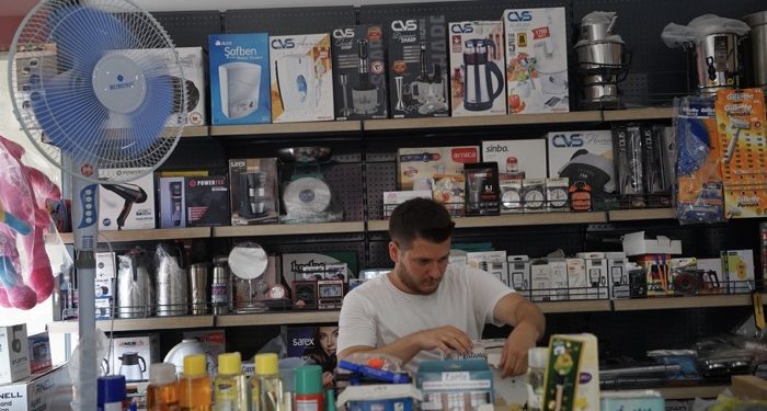 Bozkurt’a döndü, sel yüzünden indirdikleri kepengi yeniden kaldırdı